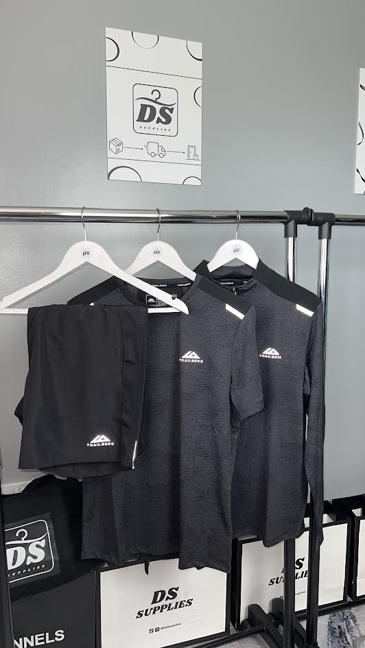 Trailberg Dimension 1/4 Zip 3-Piece Set-Black/Grey