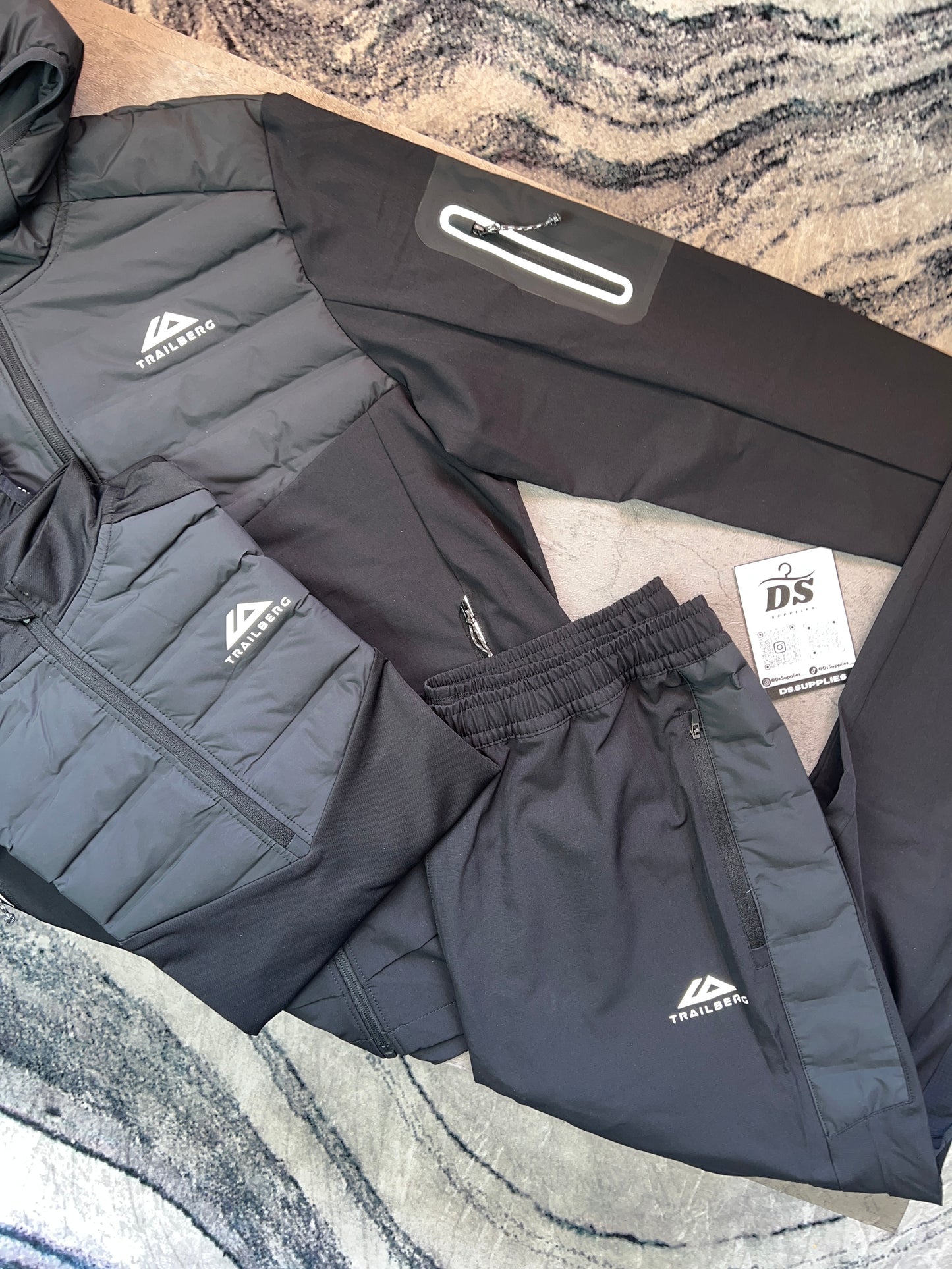 Trailberg 3 Piece Rhine Tracksuit-Black