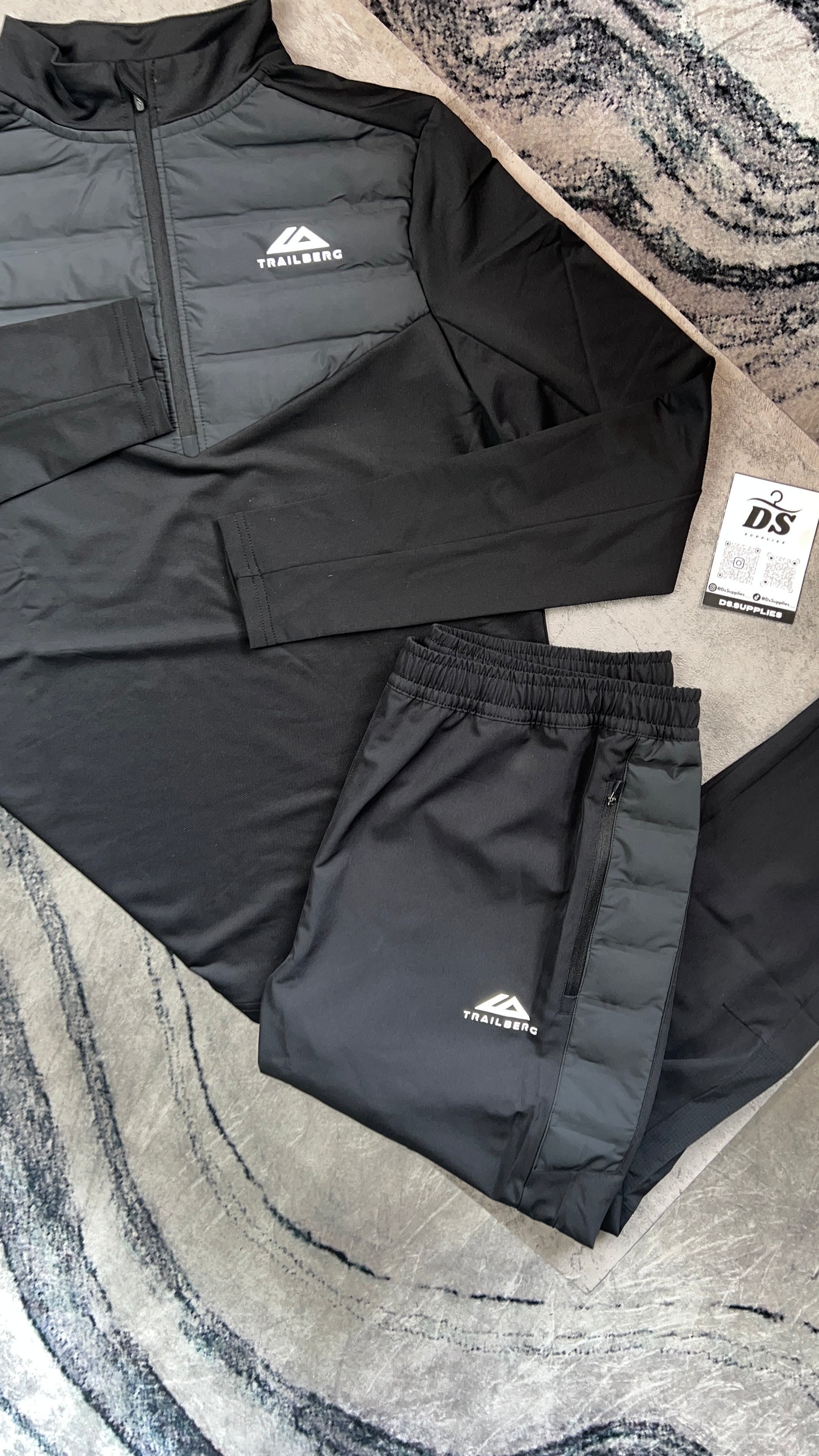 Trailberg Rhine Quater Zip Tracksuit-Black