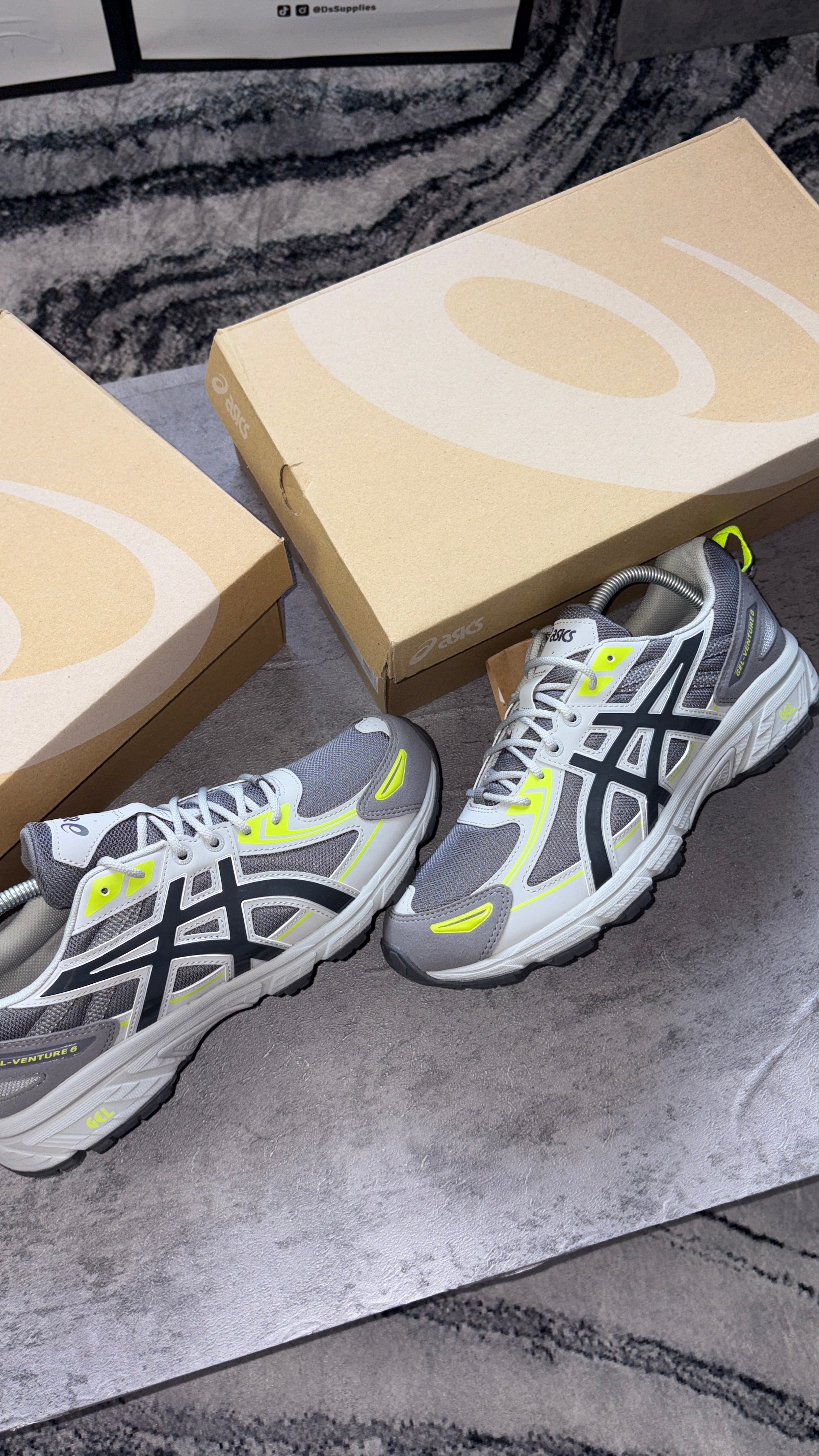 ASICS Gel Venture 6-Grey/Yellow