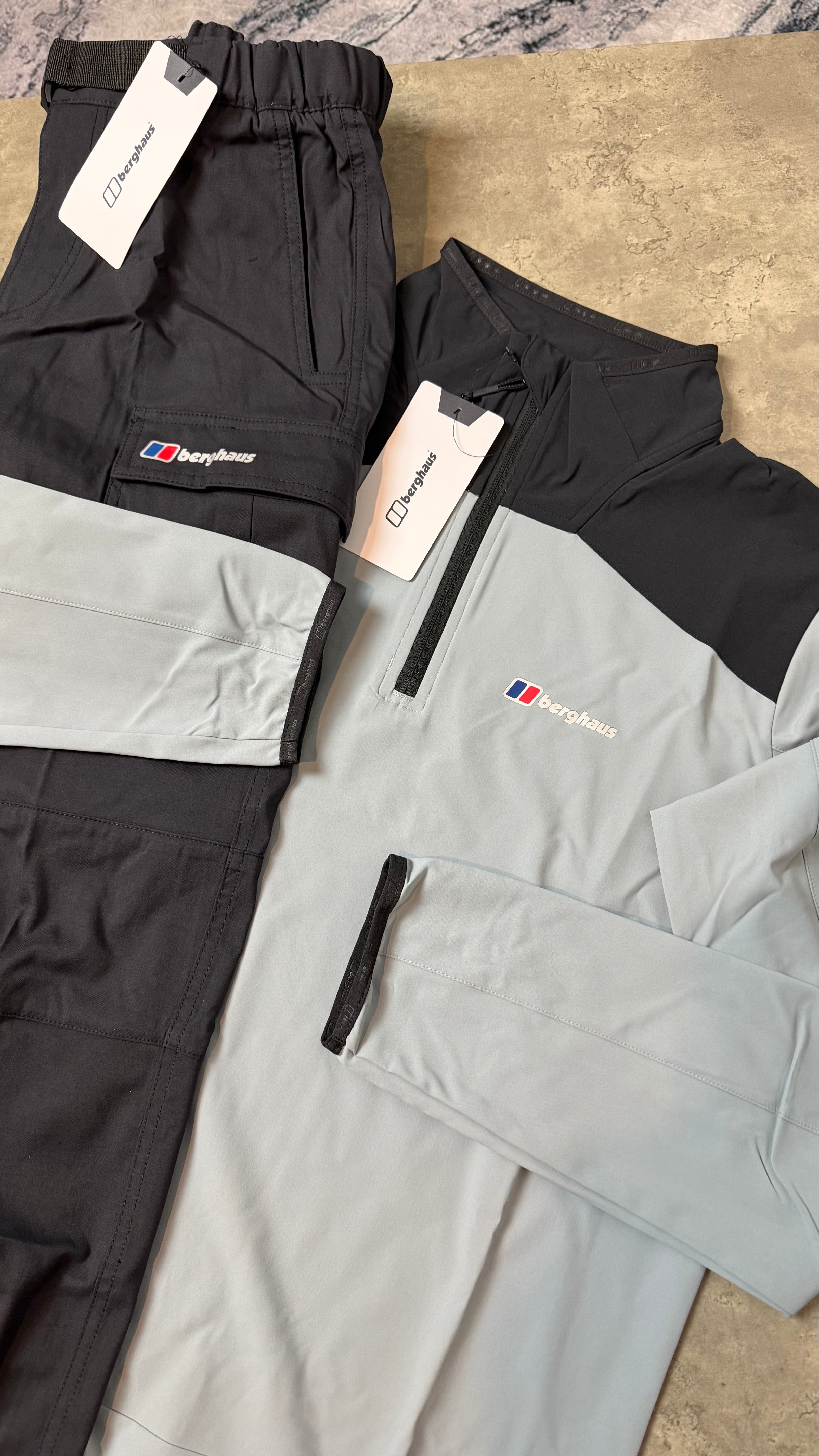 BERGHAUS WOVEN QUATER ZIP TRACKSUIT - BLACK/GREY