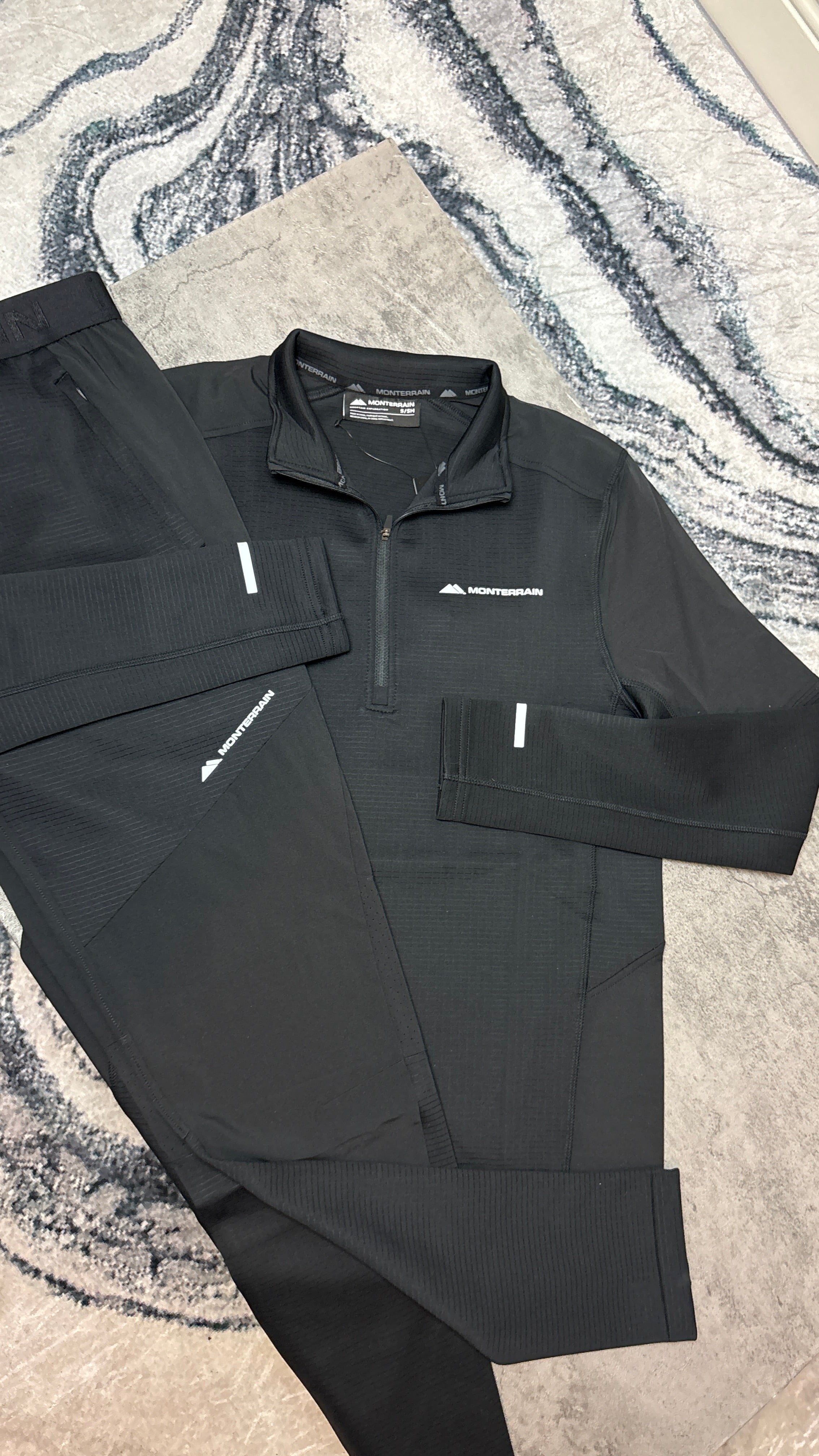 MONTERRAIN VINSON 2.0 TRACKSUIT QUATERZIP/PANTS - BLACK