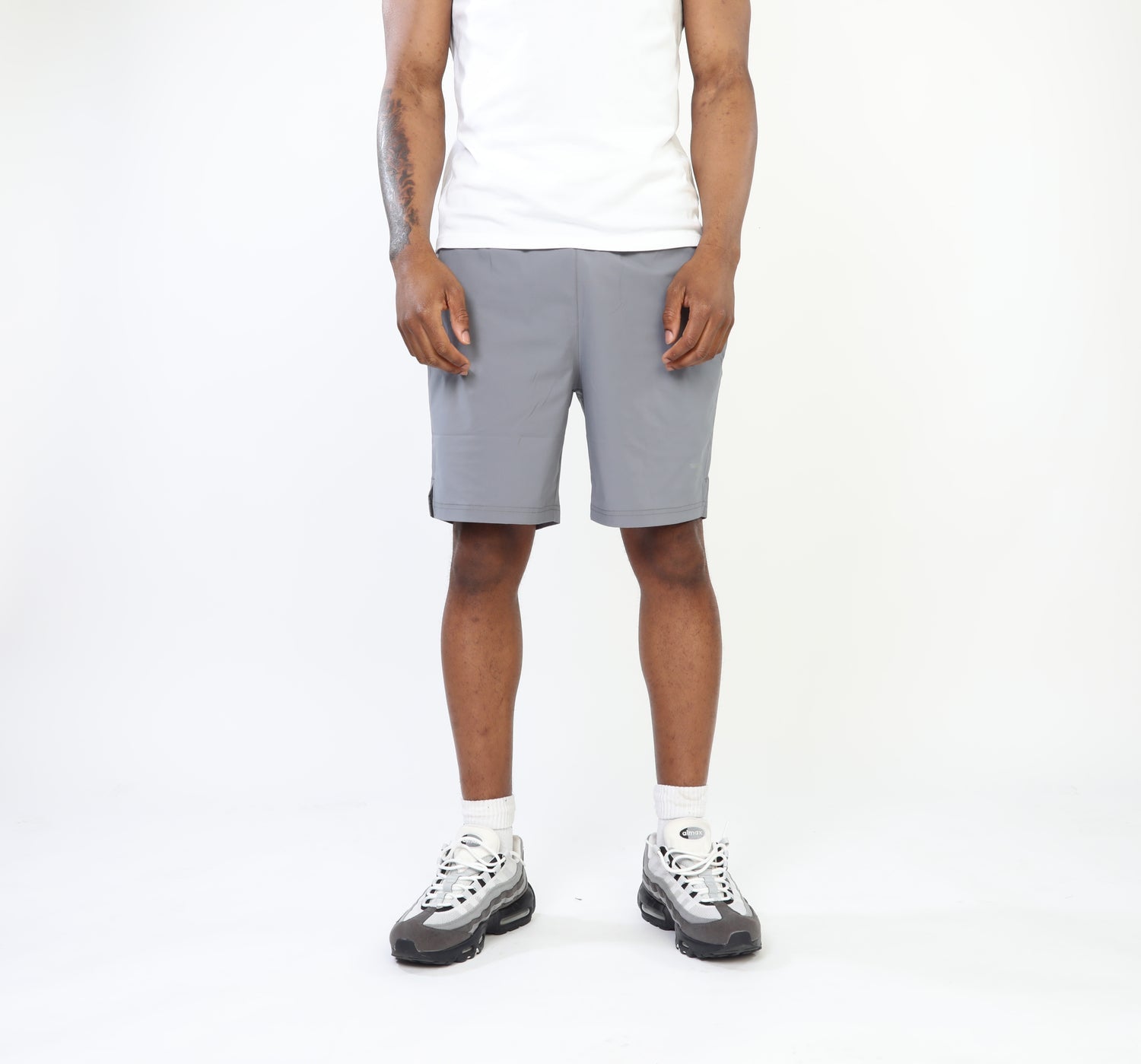 GRIID FLOW TWINSET - WHITE/DARK GREY