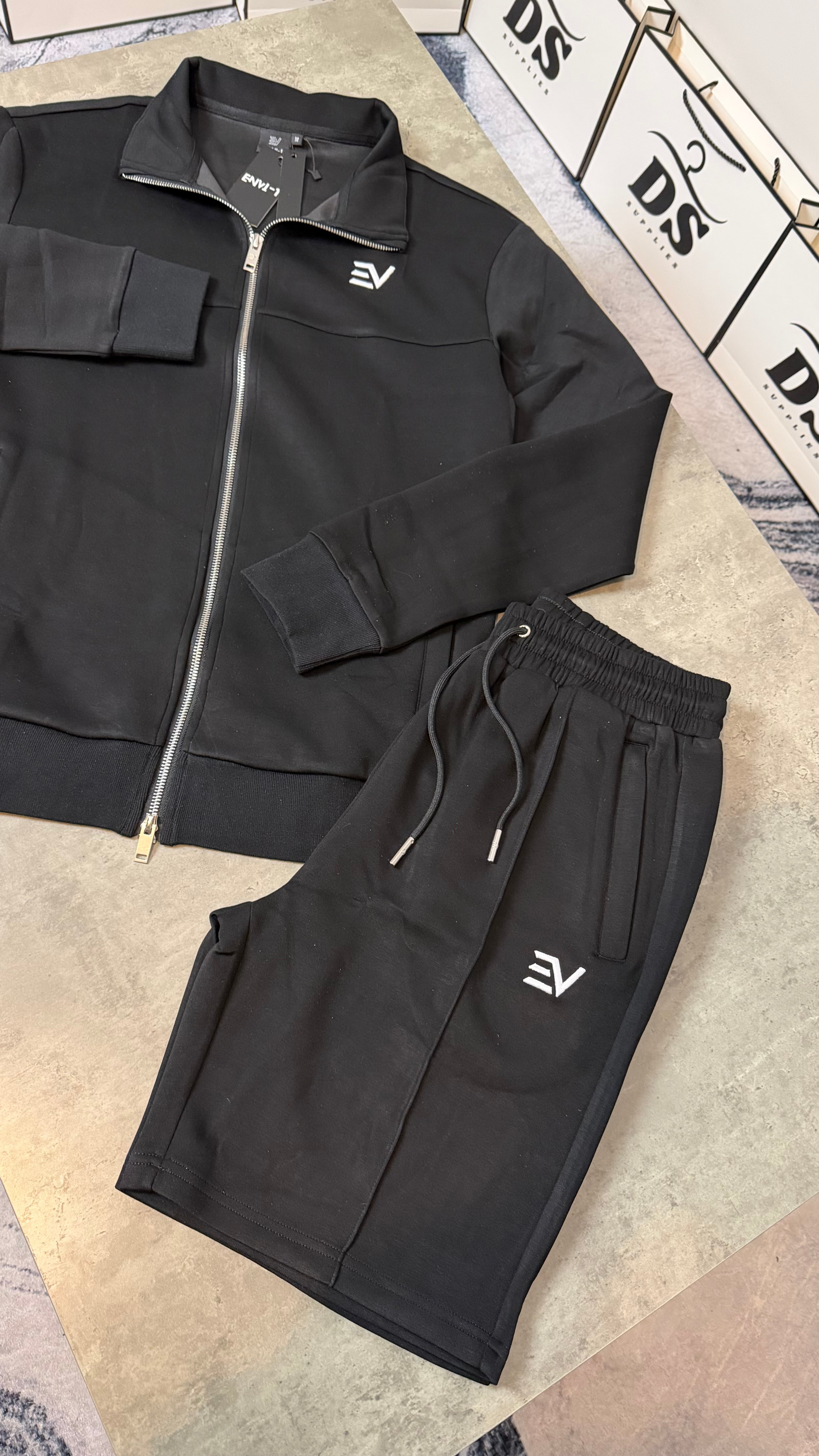 ENVI LUXE COLLAR TWINSET TOP/SHORTS - BLACK