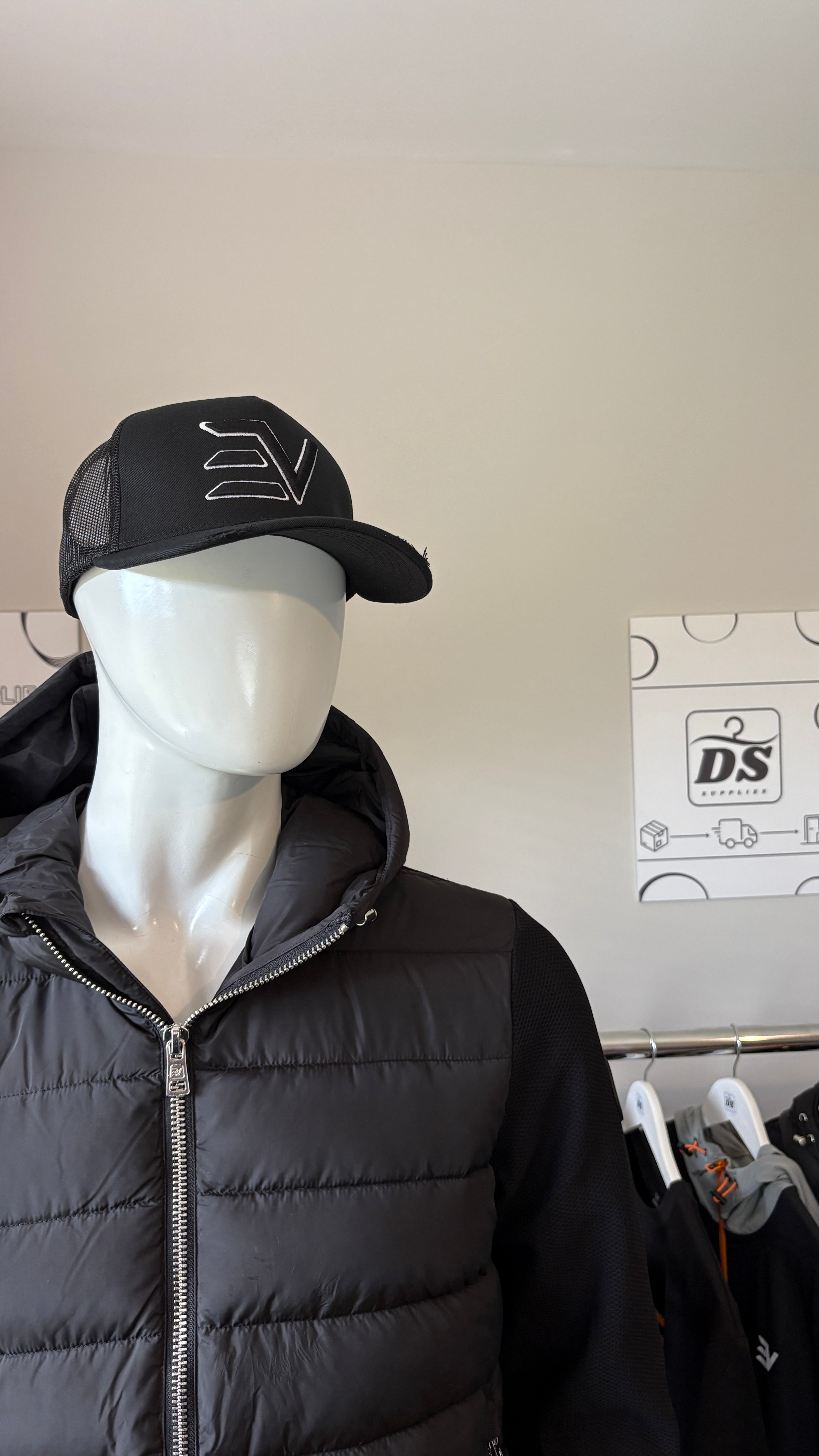 ENVI TRUCKER CAP - BLACK/WHITE