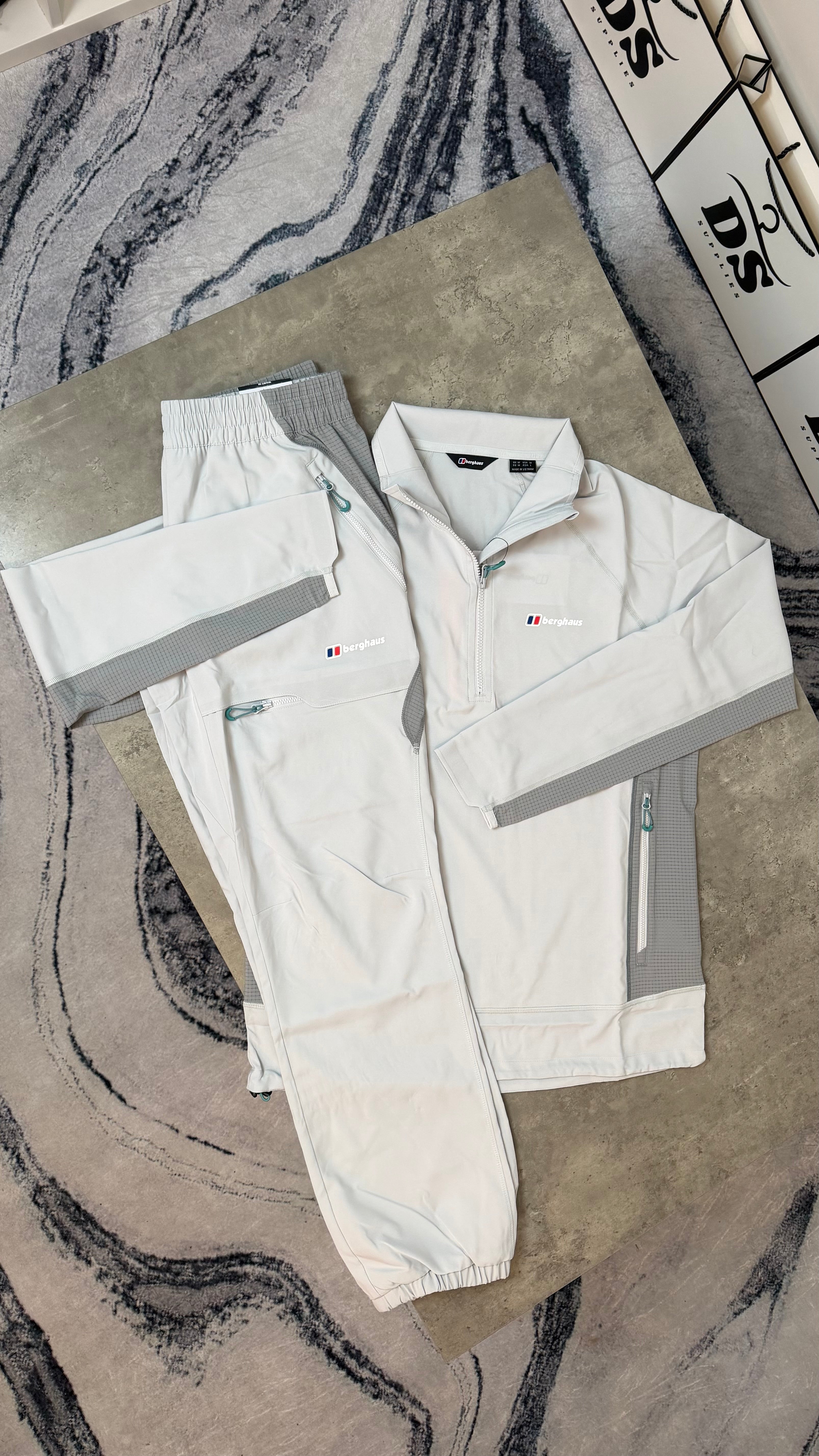 BERGHAUS WAVETREE QUATER-ZIP TRACKSUIT - LIGHT/DARK GREY