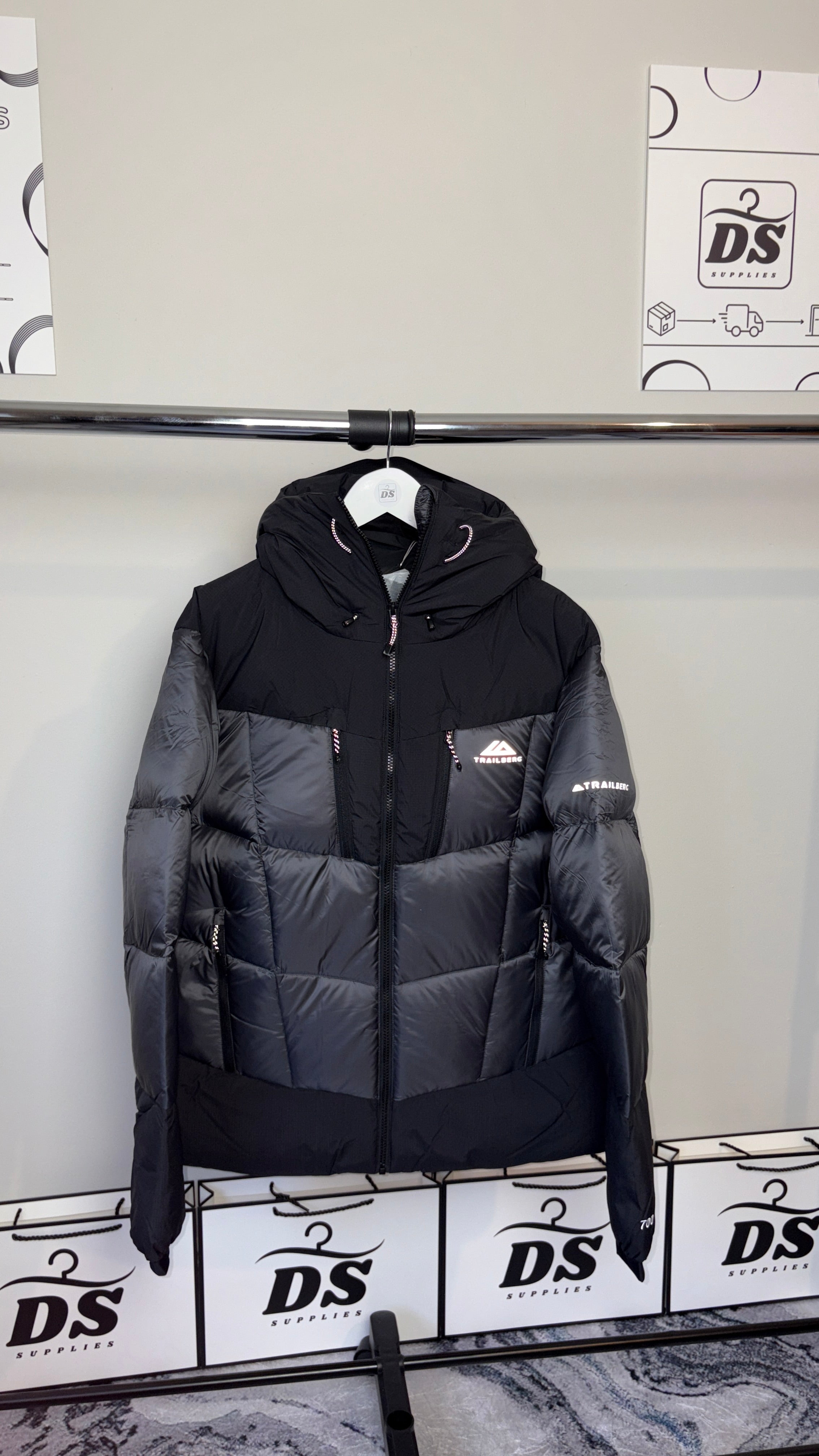TRAILBERG EIGER PUFFER - BLACK