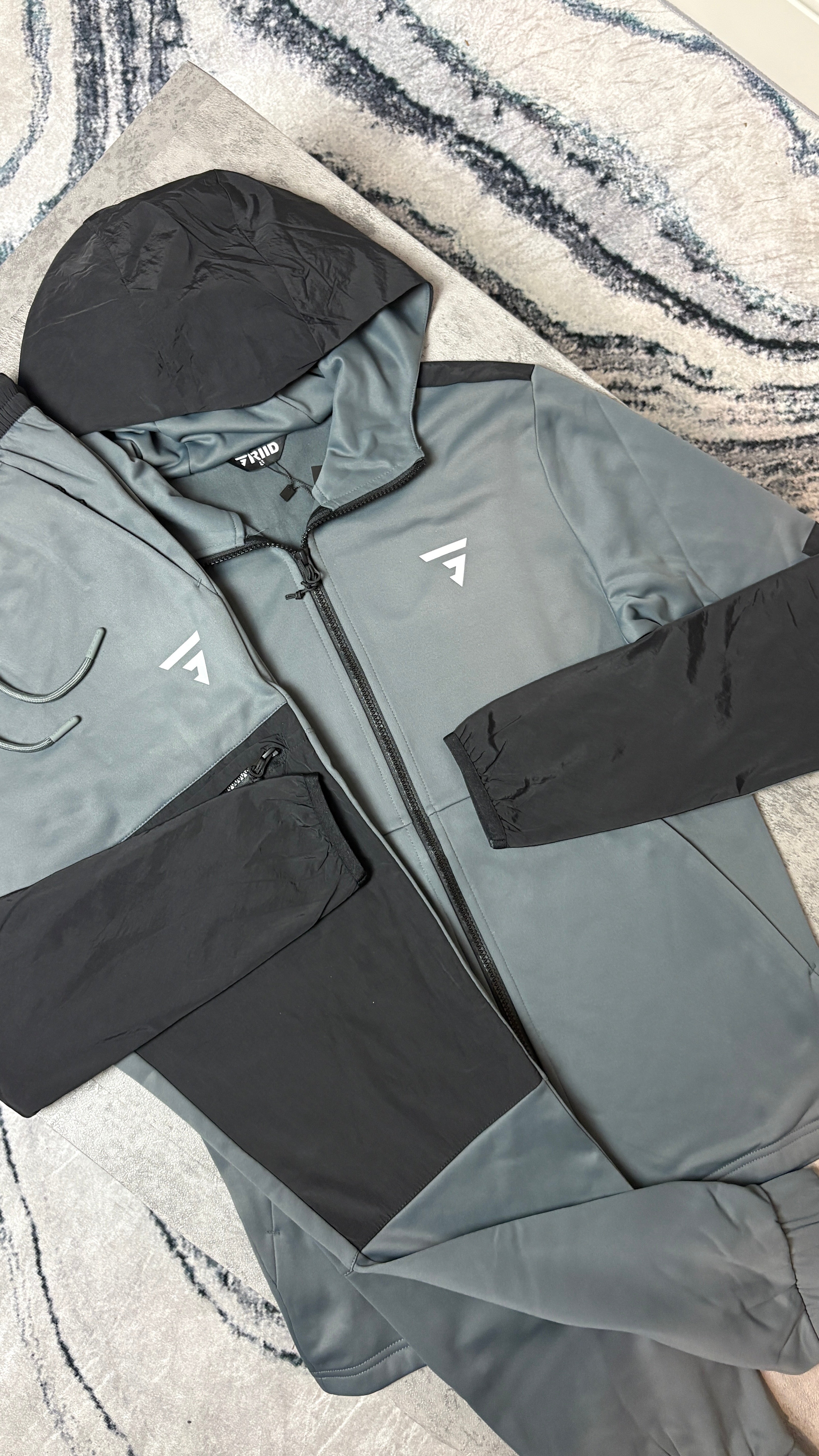 GRIID CUSHY TRACKSUIT HOODIE/PANTS - GREY/BLACK