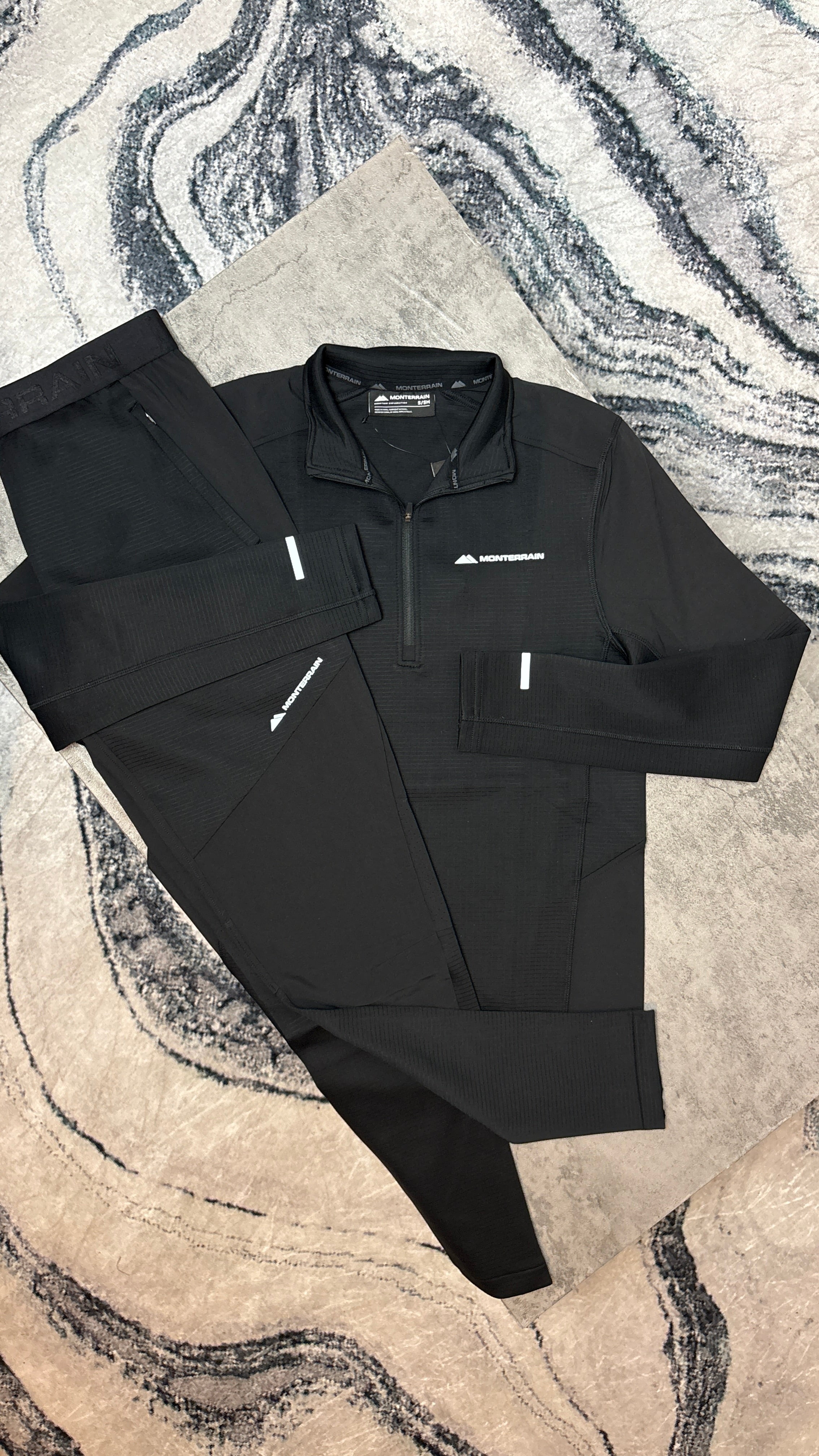 MONTERRAIN VINSON 2.0 TRACKSUIT QUATERZIP/PANTS - BLACK