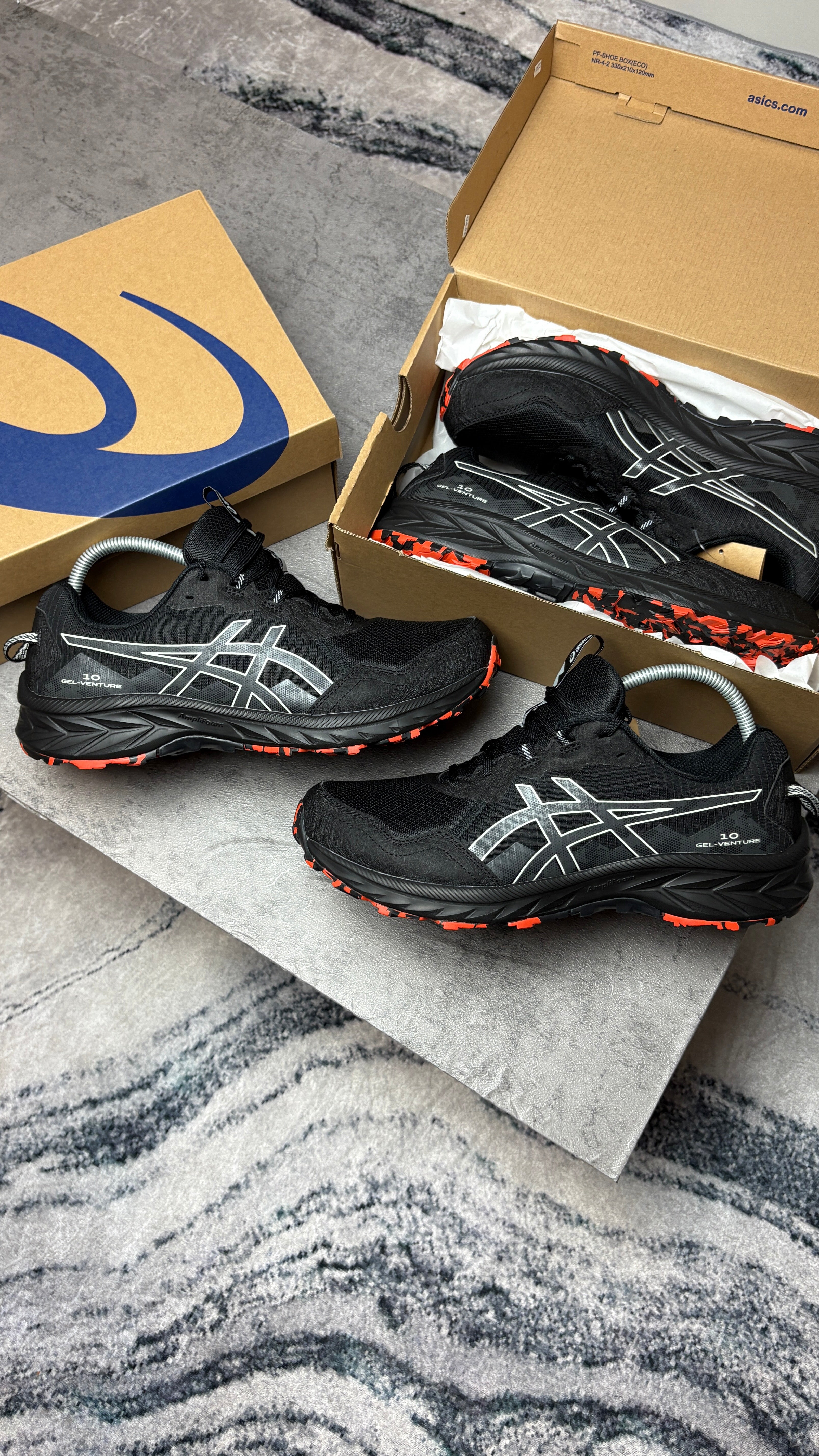 ASICS GEL VENTURE - BLACK/RED