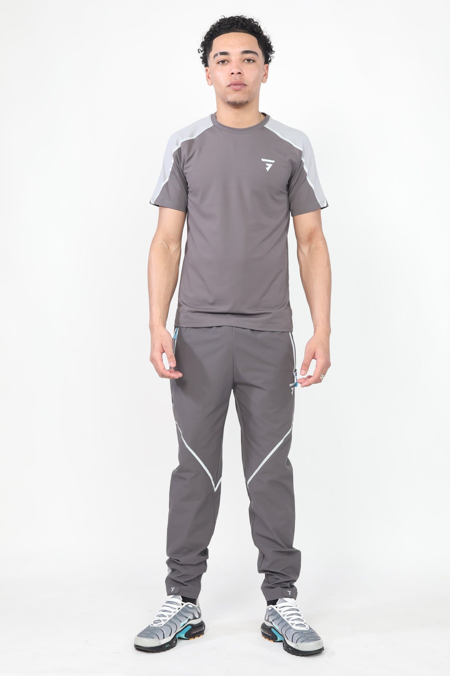 GRIID REFLECT T-SHIRT - DARK/LIGHT GREY