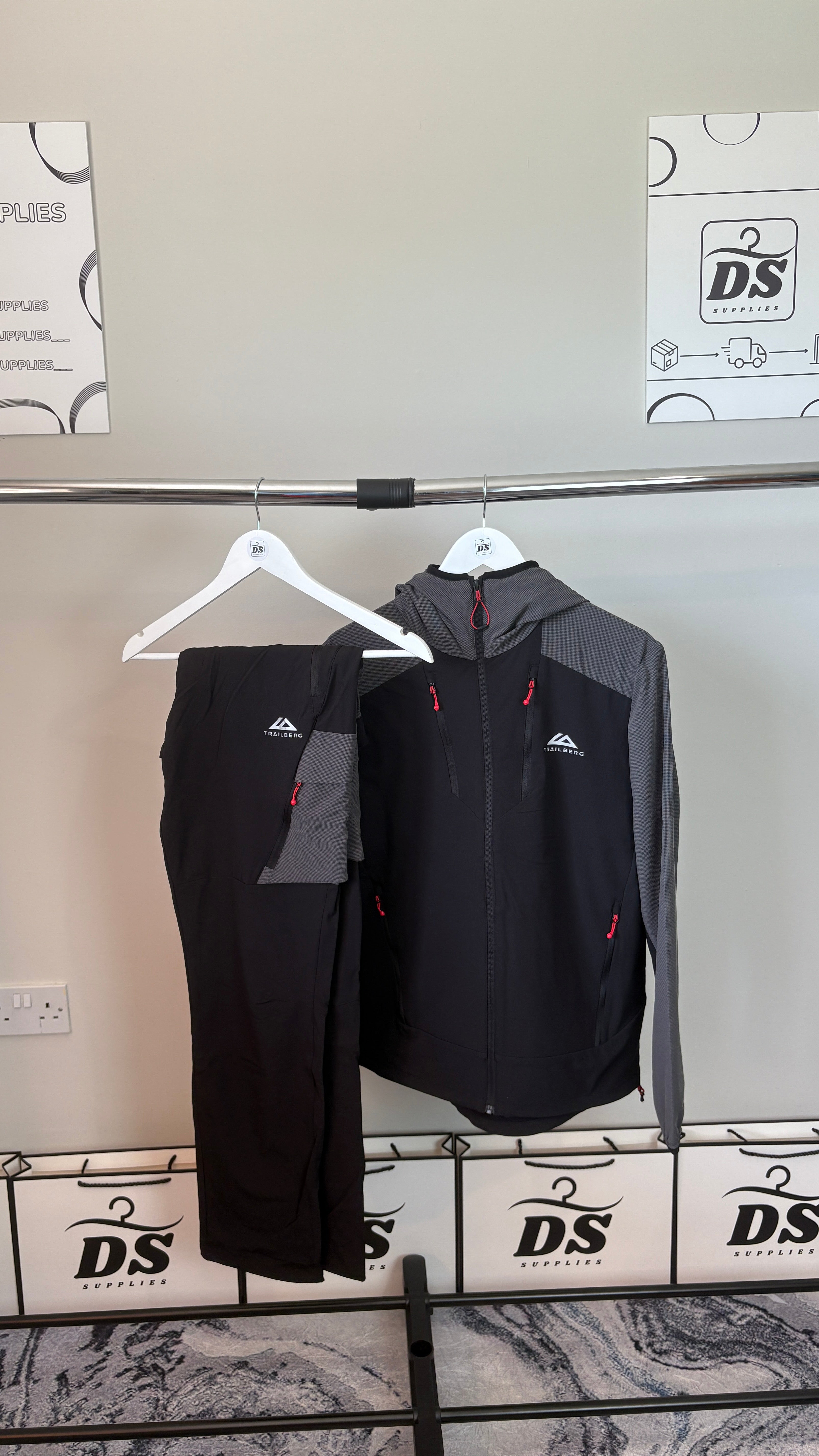 TRAILBERG FALTENJURA 2.0 - BLACK/GREY/RED