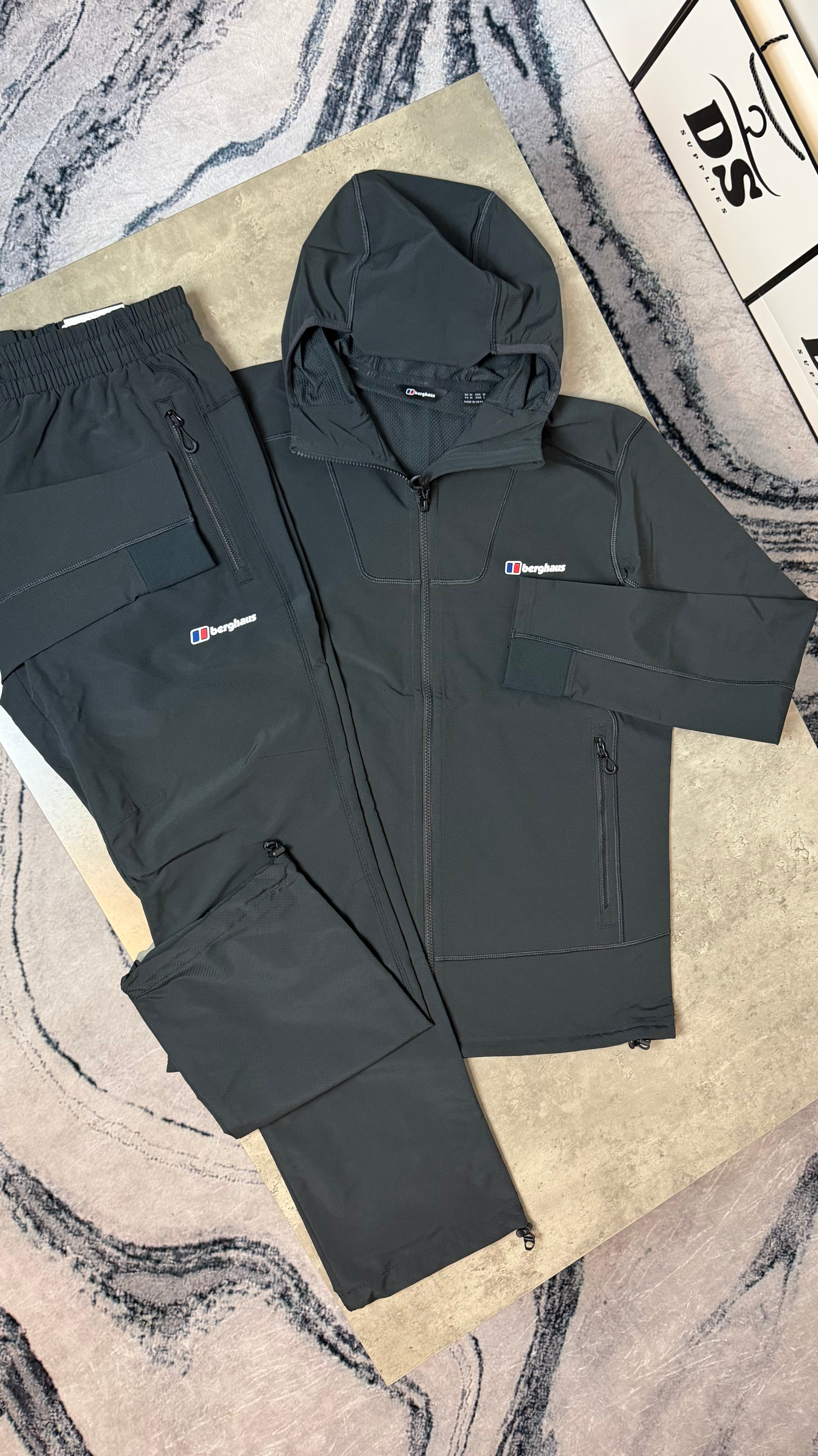 BERGHAUS TECH TRACKSUIT JACKET/PANT - BLACK