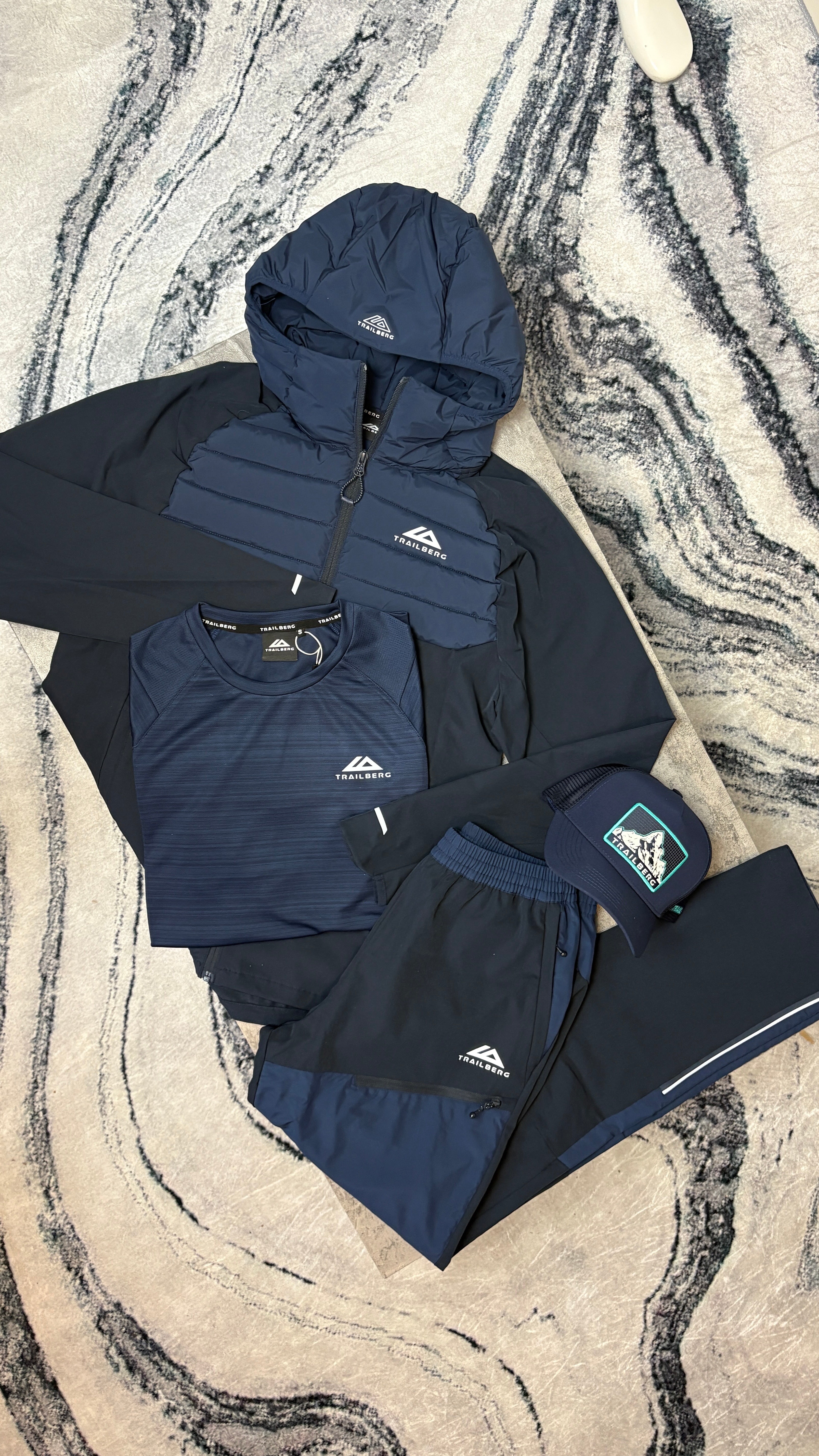 TRAILBERG RHINE 4 PIECE SET JACKET/PANT/TSHIRT/CAP