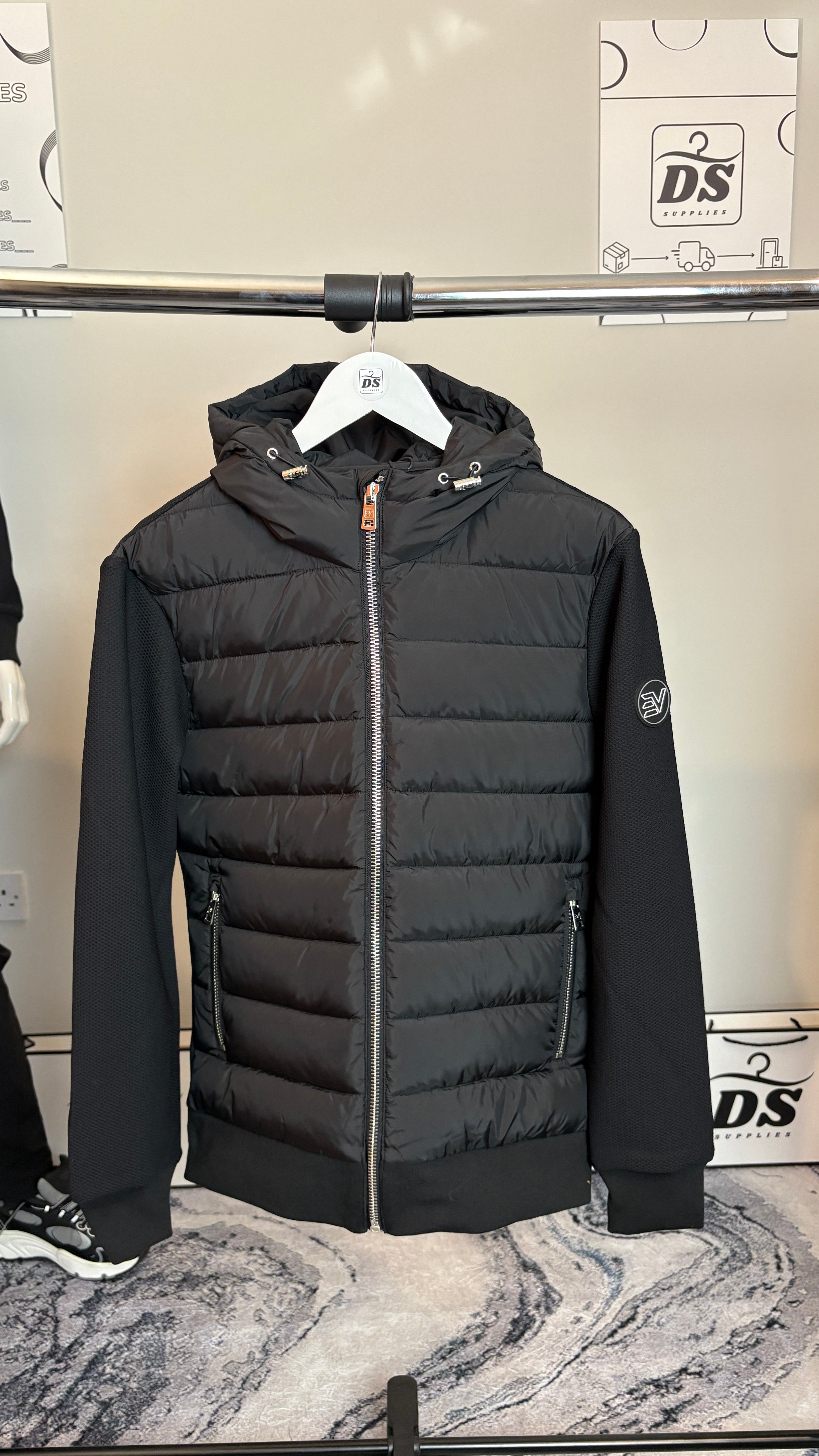 ENVI HYBRID JACKET - BLACK