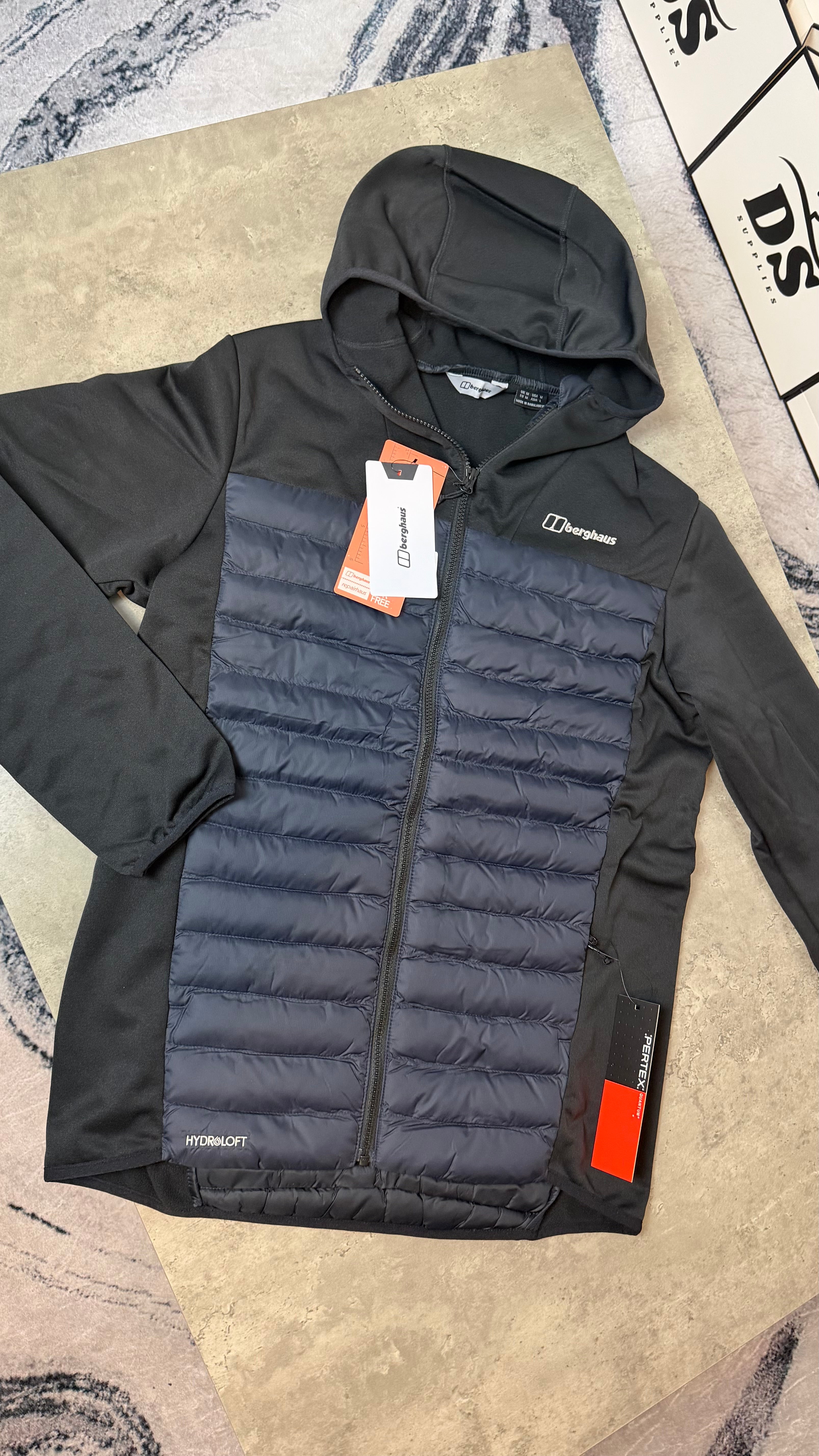 BERGHAUS HYBRID JACKET - BLACK/NAVY