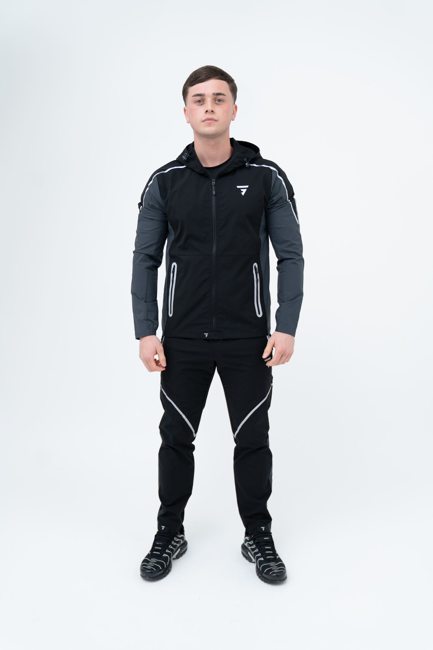 GRIID REFLECT TRISET TRACKSUIT/T-SHIRT - BLACK/ASPHALT