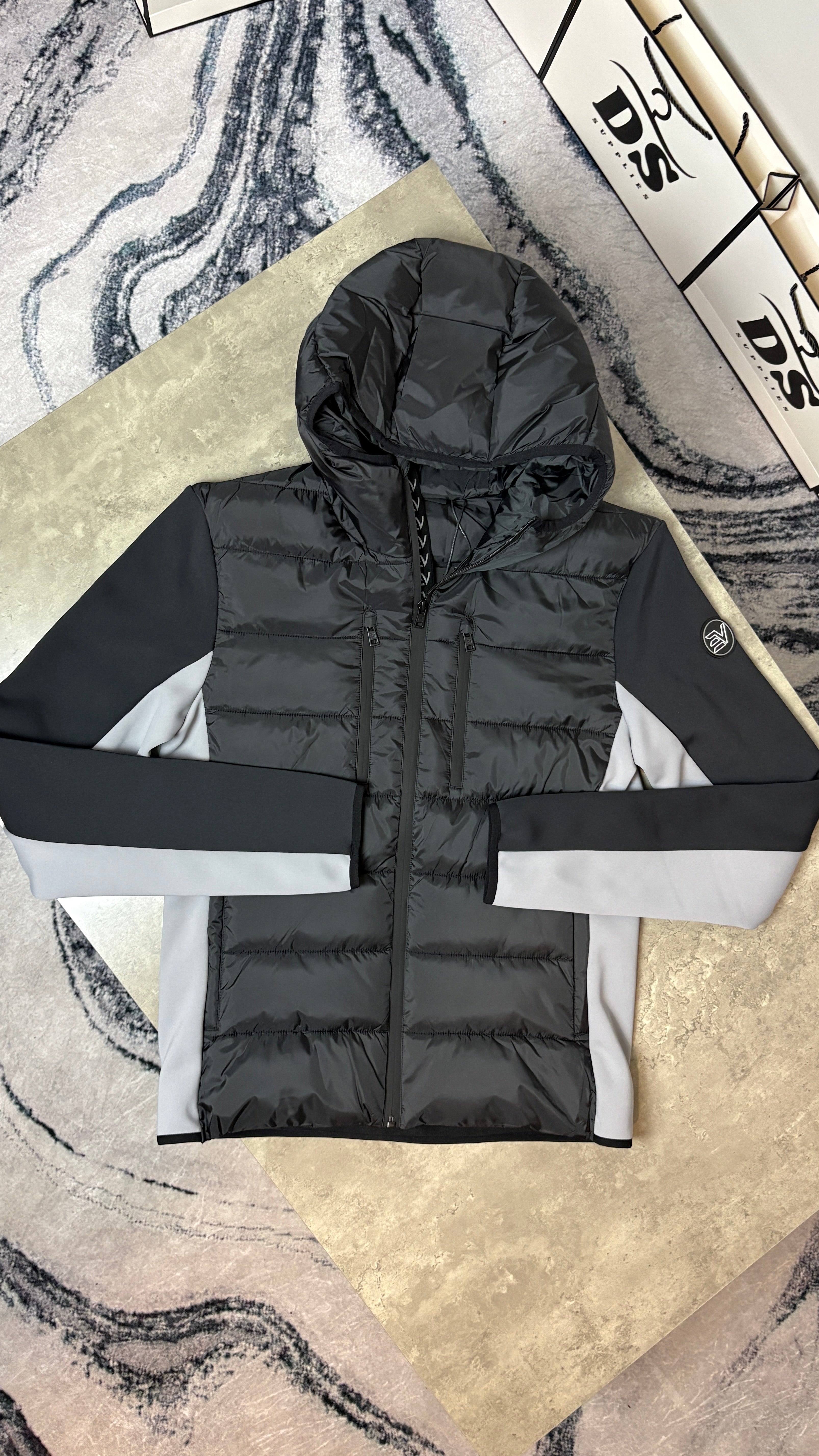 ENVI HYBRID PUFFER JACKET - BLACK/GREY