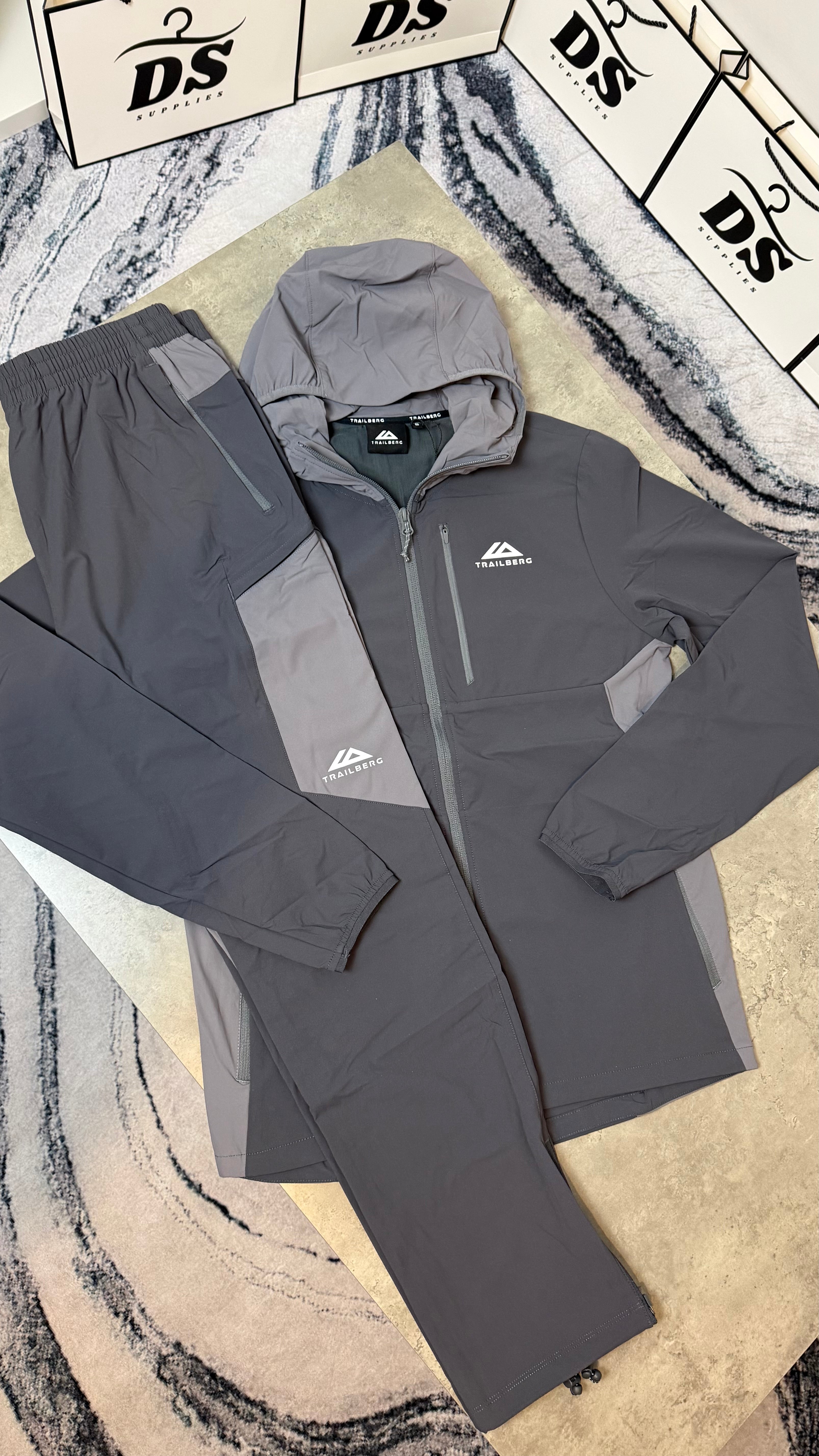 TRAILBERG ODYSSEY TRACKSUIT 2.0 JACKET/PANTS - DARK/LIGHT GREY