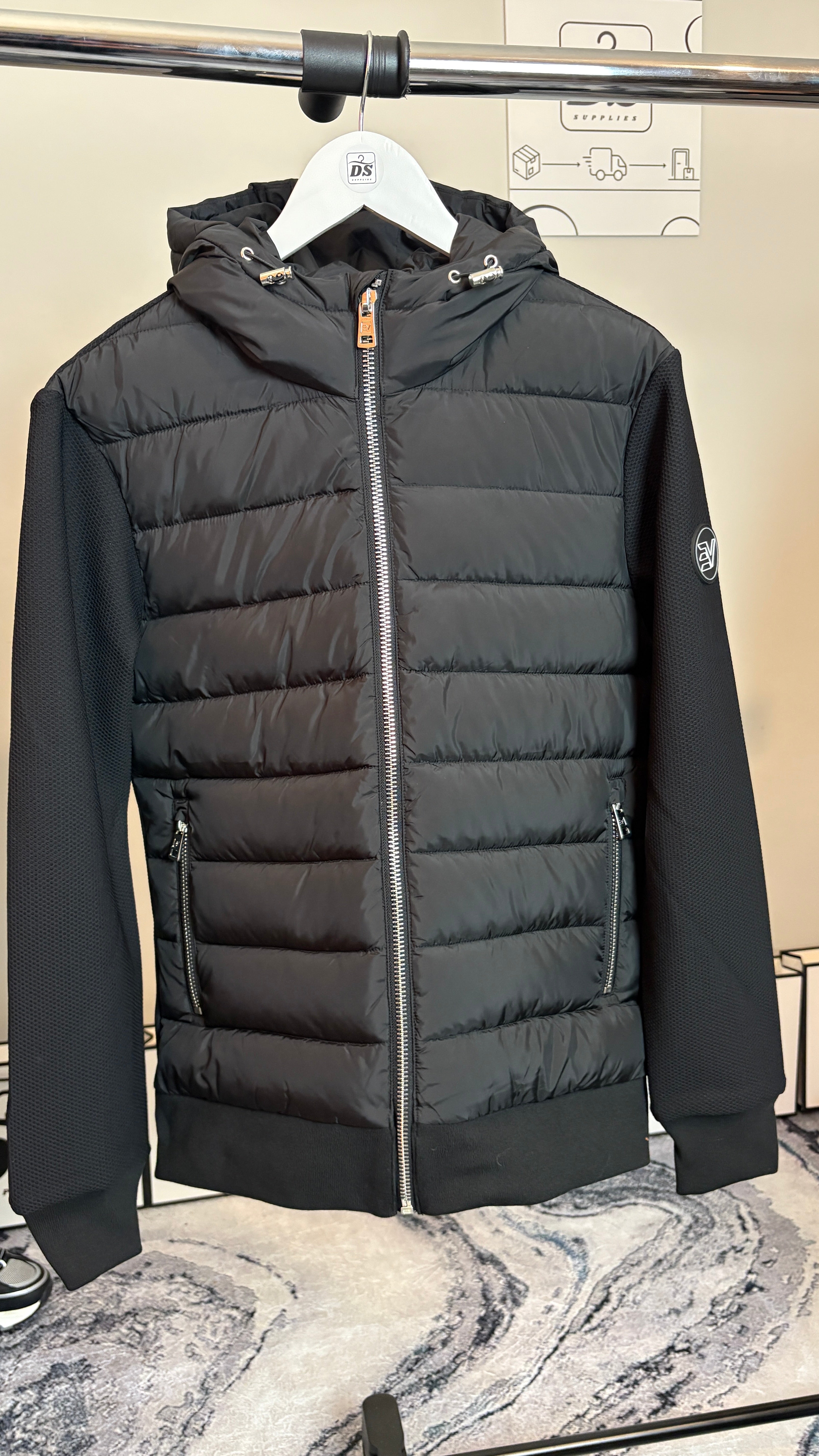 ENVI HYBRID JACKET - BLACK