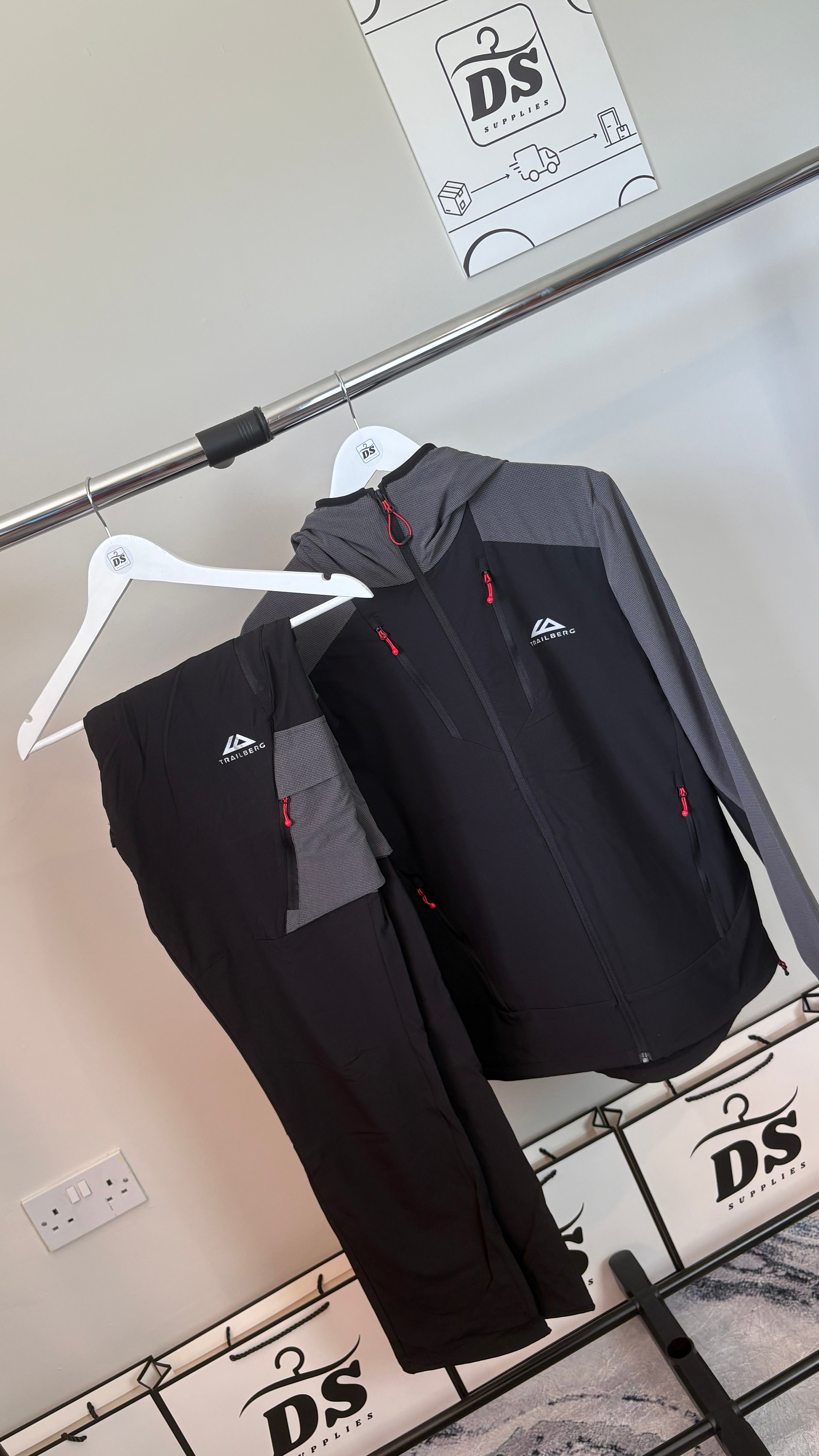 TRAILBERG FALTENJURA 2.0 - BLACK/GREY/RED