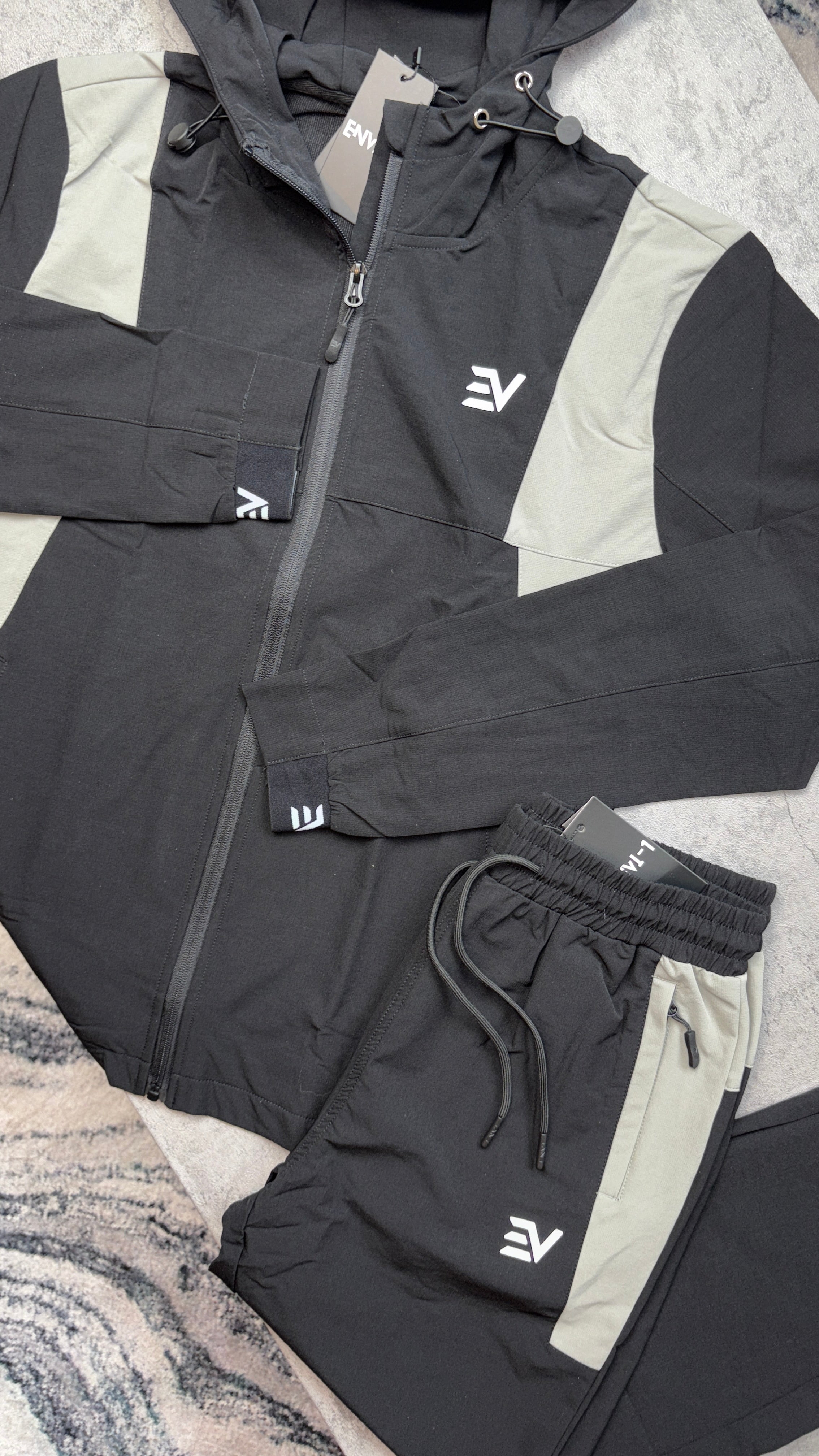 Envi Flex Tracksuit - ‘Black/Grey’