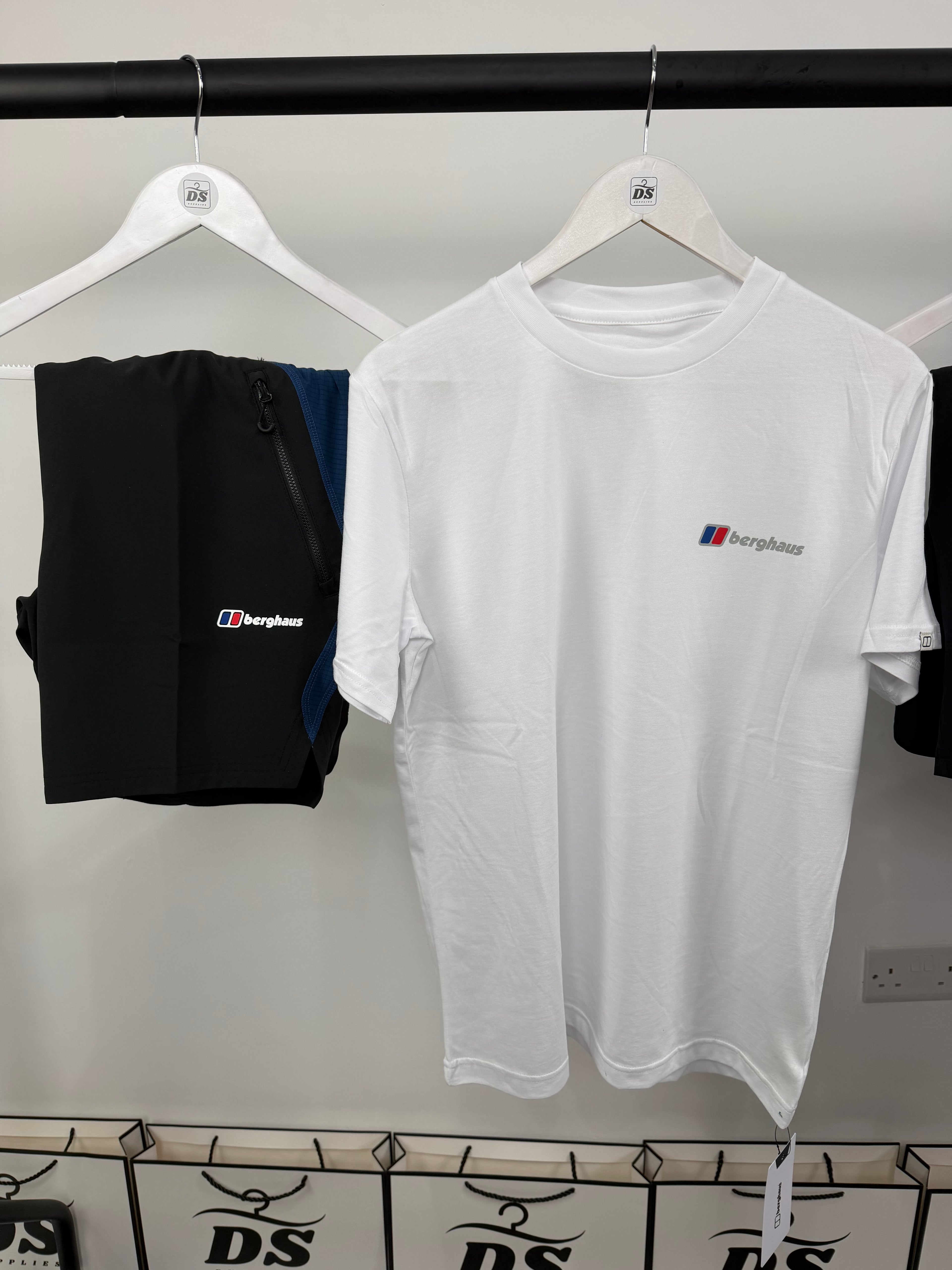 BERGHAUS S LOGO TWINSET - BLACK/WHITE