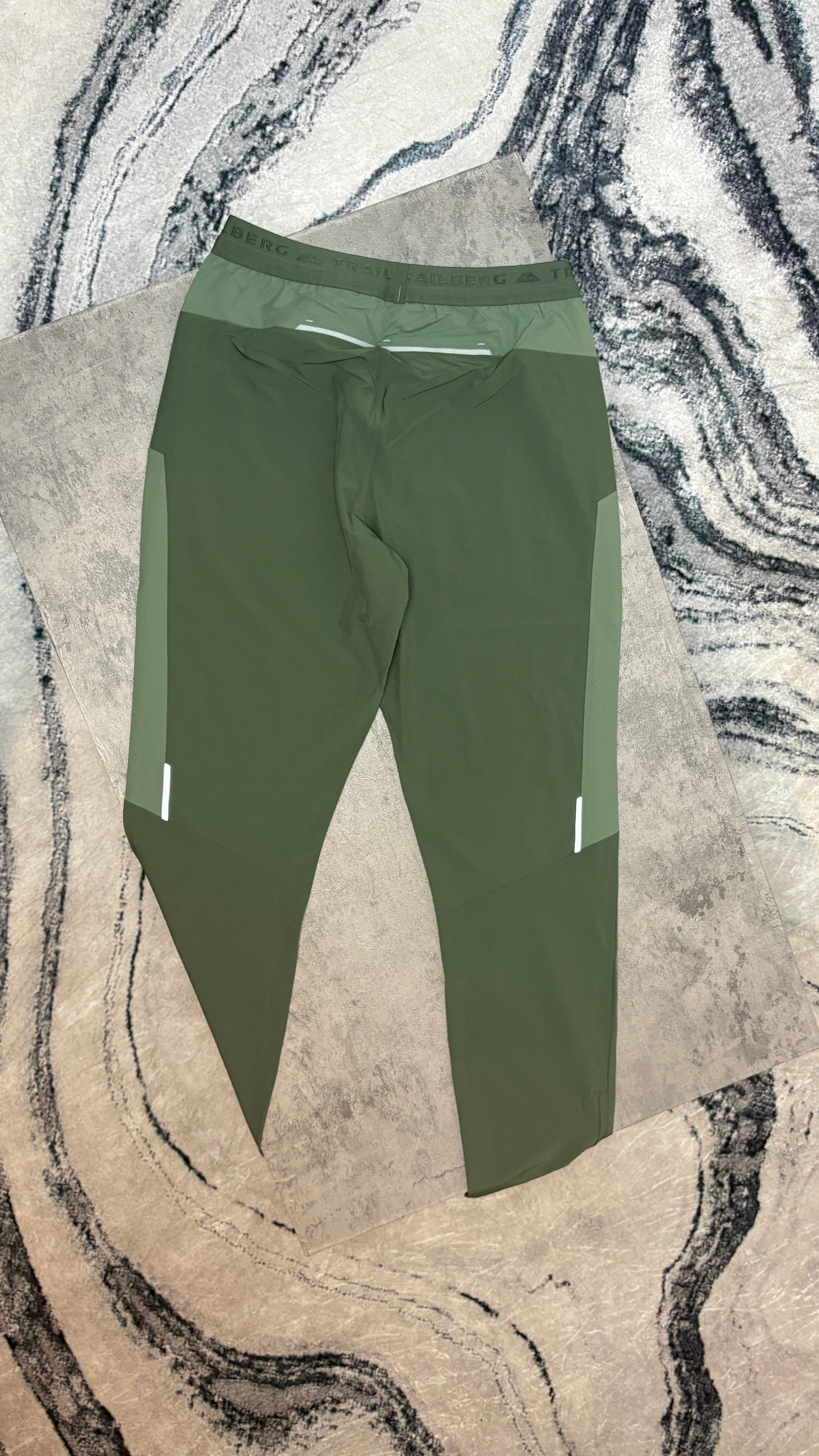 TRAILBERG TRIATHLON TRACKSUIT - KHAKI GREEN