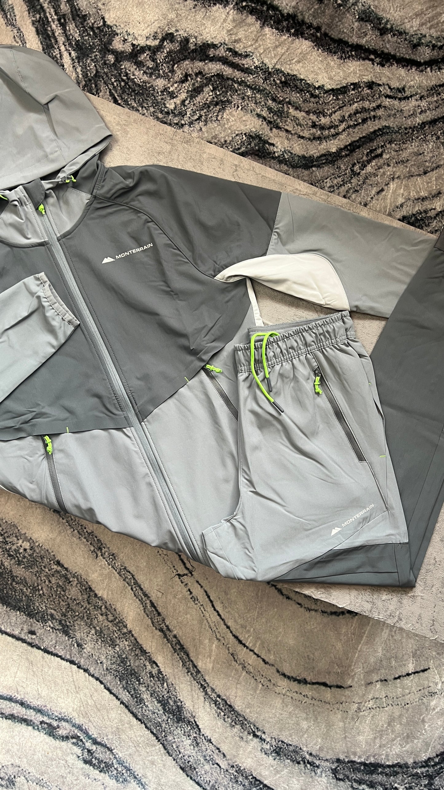 Monterrain Vault Tracksuit-Two Tone Grey/Green